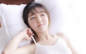 我爱男友，可对婚姻心存疑虑，我到底该怎么解决？