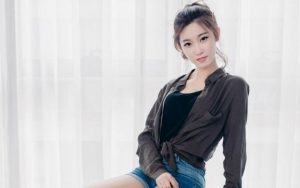 家人因说我眼光低催婚引发矛盾，该怎么化解？