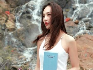 女友拿我钱后消失，我该如何判断她是不是遇到困难了？