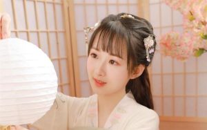 分手后老是想念前任，有什么方法能缓解这种想念呀？